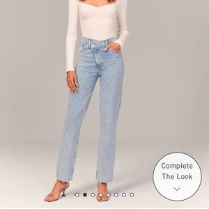 Abercrombie Women's Ultra High Rise 90s Straight Jean